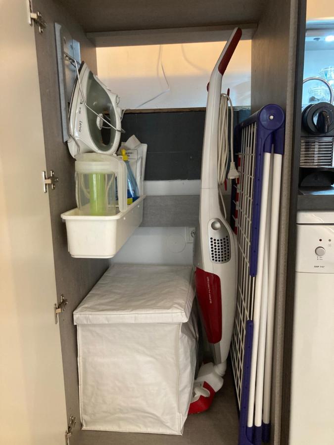 Living At Saarpartments - Adultsonly - Business & Holiday Homes With Kitchen For Long- And Short Term Stay, 3 Min To St Johanner Markt And Points Of Interest Saarbrücken Kültér fotó